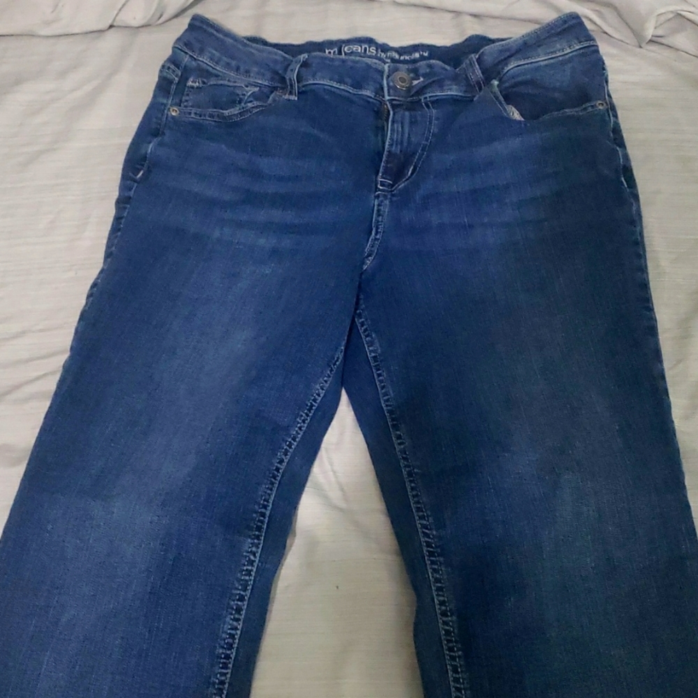 M jeans by Maurices size 16 no frays or holes,  darker denim super cute!!